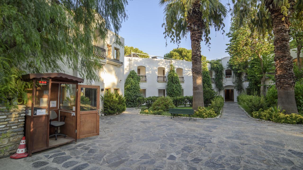Seaside Club Hotel